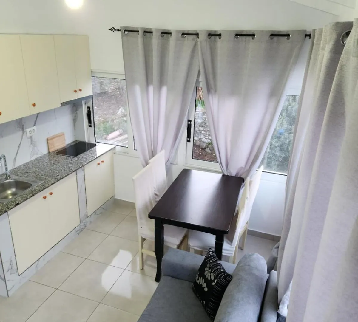 Koci Apartments Sarandë